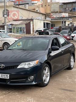 تۆیۆتا کامری